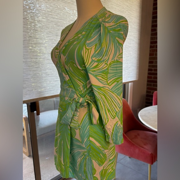 Like new Lilly Pulitzer romper - Picture 4 of 4